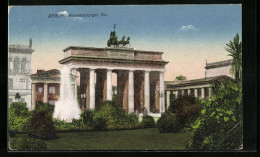 Delcampe - AK Berlin, Blick Aus Den Anlagen Zum Brandenburger Tor - Sonstige & Ohne Zuordnung