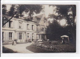 Delcampe - CHAUMONT : Carte Photo Du Chateau (avec Le Personnel) - Très Bon état - Chaumont En Vexin