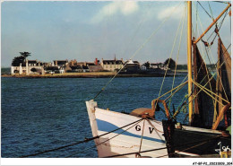 Delcampe - AT-BFP2-29-0543 - FRANCE - L'ILE TUDY - Vue Du Port De Loctudy - Ile Tudy