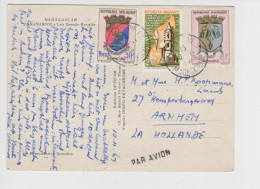 Delcampe - MADAGASCAR - Affranchissement Sur Carte Pour La Hollande - Blason / - Madagascar (1960-...)