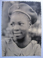 Delcampe - CONGO BELGE - LUISHIA - Institut Sainte-Marguerite - Une Pensionnaire - Belgisch-Kongo