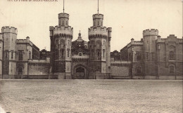 Delcampe - BELGIQUE - Bruxelles - Maison De Saint Gilles - Prison - Ed Grand Bazar Anspach - Ob 11 - Carte Postale Ancienne - Monuments