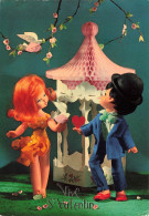 Delcampe - [-5%] FETES ET VOEUX - St Valentin - Figurine - Fantaisie - Couple - Kiosque - Lettre - Colombe - Fleur - Carte Postale - Valentijnsdag