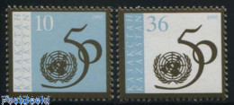 Delcampe - Kazakhstan 1995 50 Years UNO 2v, Mint NH, History - United Nations - Kazakhstan