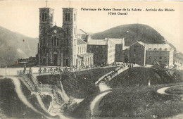 Delcampe - HAUTE MARNE PELERINAGE DE NOTRE DAME DE LA SALETTE ARRIVEE DES MULETS (scan Recto-verso) KEVREN0311 - La Salette