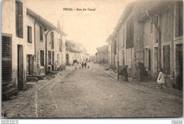 Delcampe - 54 FOUG - La Rue Du Canal - Foug