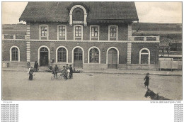 Delcampe - 21Li     80 DOULLENS LA GARE A L'EXTERIEUR EN TBE - Doullens