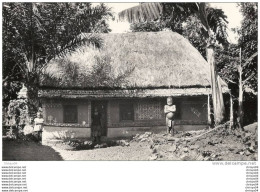 Delcampe - 23St     Cameroun Foumbam Habitation Bamoum - Cameroon