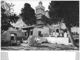 Delcampe - 9lb ALGER LA MOSQUEE DE SIDI ABDERHAMAN ANIMEE - Algiers