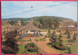 Delcampe - Belgique - Athus - Place Des Martyrs - Aubange