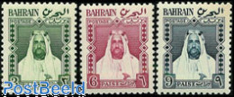 Delcampe - Bahrain 1957 Definitives 3v, Mint NH - Bahrein (1965-...)