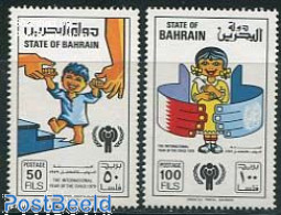Delcampe - Bahrain 1979 Int. Year Of The Child 2v, Mint NH, Various - Year Of The Child 1979 - Bahrein (1965-...)