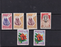 Delcampe - HAUTE VOLTA Lot En Liquidation Masques * Hibiscus ** - Alto Volta (1958-1984)