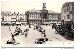 Delcampe - 59 CAMBRAI - La Place D'armes - Le Matin - Cambrai