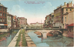 Delcampe - CPA 42 RIVE DE GIER / LE PONT LEVIS AU FOND L'HOTEL DE VILLE - Rive De Gier