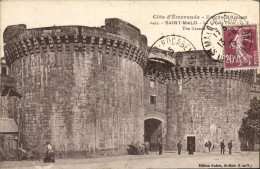 Delcampe - CPA Cote D'Emeraude Saint Malo La Grande Porte - Saint Malo