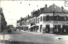 Delcampe - ( 10402 )  Chauny   *** - Chauny