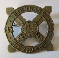 Delcampe - Insigne Casquette Du Régiment écossais Highland De La Seconde Guerre Mondiale 54 Mm X 53 Mm - 1939-45