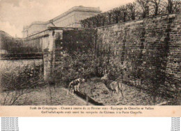 Delcampe - 4V5Hy   Chasse à Courre (60) Compiégne1913 équipage Chézelles Et Vallon Cerf Hallali Aprés Avoir Sauté Les Remparts - Caccia