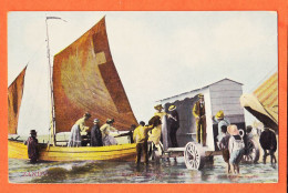 Delcampe - 07563 ● ZANDVOORT Strandvermaken Uit Zeilen Rollende Strandhut. Ontscheping Van Een Toeristische Zeilboot Nederland - Zandvoort