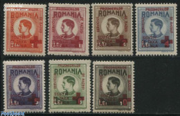 Delcampe - Romania 1946 Red Cross Overprints 7v, Mint NH, Health - Red Cross - Unused Stamps
