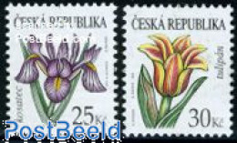 Delcampe - Czech Republic 2010 Definitives, Flowers 2v, Mint NH, Nature - Flowers & Plants - Sonstige & Ohne Zuordnung