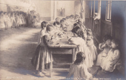 Delcampe - EMMA HERLAND - Salon 1901 - La Soupe à La Salle D'Asile - Bretagne - Schilderijen