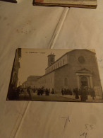 Delcampe - Cpa Commentry Sortie De L église Animée - Commentry