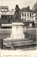 Delcampe - CPA Beauvais La Statue De Jeanne Hachette - Beauvais