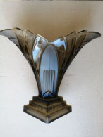 Delcampe - GRANDE COUPE EVASEE EN VERRE FUME MOULE - Vazen