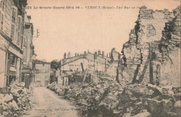 Delcampe - FRANCE - Verdun - Grande Guerre - 1914 1916 - Rue - Ruines - Destruction - Bombardement - Carte Postale Ancienne - Verdun