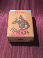 Delcampe - Paquet Ancien Scellé – “AFRICA” – Monopoli Di Stato Italia – Années 1950 – Complet Et Rare  Exceptionnel - Andere & Zonder Classificatie