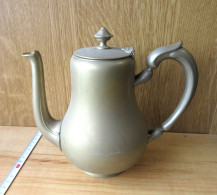 Delcampe - Nov Kas B 3 -  Tinnen Koffiekan -/- Cafetière En étain - 745 Gram - 18 Cm - Estaño
