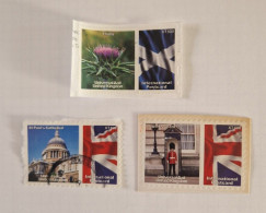 Delcampe - St-Paul's Cathedral - Queen's Guard - Thisle  -  Oblitérés - Universal Mail Stamps