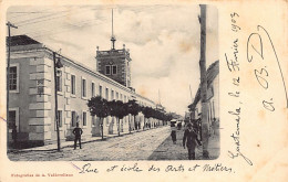 Delcampe - Guatemala - CIUDAD GUATEMALA - La Calle Y La Escuela De Artes Y Oficios - Fotografia De A. Valdeavellano - Guatemala