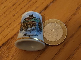 Delcampe - Dé à Coudre Porcelaine "Beziers" - Dedales