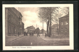 Delcampe - AK Straelen /Rhld., Strassenpartie Mit Gebäudeansicht Und Anwohnern - Straelen