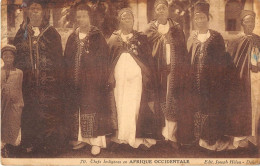 Delcampe - AFRIQUE - CHEFS INDIGENES EN AFRIQUE OCCIDENTALE - Non Classés
