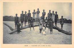 Delcampe - GABON - ECOLIERES SUR LE BANC DE SABLE - EDITION DES MISSIONS EVANGELIQUES - Gabun