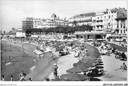 Delcampe - AECP1-83-0030 - Cote D'azur SAINT-RAPHAEL - La Plage Et La Promenade - Saint-Raphaël