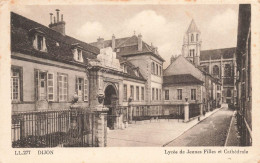 Delcampe - [-20%] FRANCE - Dijon - Lycée De Jeunes Filles Et Cathédrale - Carte Postale Ancienne - Dijon