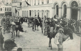 Delcampe - [-25%] BELGIQUE - Tournai - Cortège Tournoi - Groupe De Dames De La Cour - Animé - Carte Postale Ancienne - Tournai