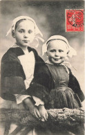 Delcampe - Pontivy * Fillette Du Pays En Coiffe Et Costume Breton - Pontivy