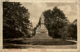 Delcampe - Frankenberg Sa., Friedenspark Mit Denkmal - Frankenberg