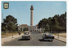 Delcampe - VILA REAL DE SANTO ANTÓNIO - Avenida Do Farol E Carros Antigos  (2 Scans) - Faro