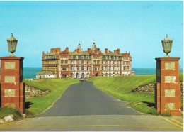 Delcampe - HEADLAND HOTEL, NEWQUAY, CORNWALL, ENGLAND. UNUSED POSTCARD   Ex9 - Hotels & Gaststätten