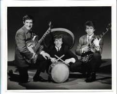 Delcampe - C6435/ The Vondykes Beat- Popgruppe  Pressefoto Foto 20 X 16 Cm Ca.1965 - Other & Unclassified