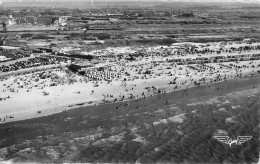 Delcampe - FRANCE - Calais - Plage - Vue Générale - Animé - Edit Gaby - Griffe De Calais - Oblit 1955 - Carte Postale - Calais