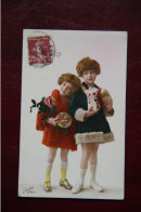 Delcampe - ENFANT - Fillettes Et Leurs Boites De Bonbons - Abbildungen