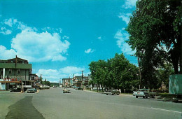 Delcampe - EDMUNDSTON, NB - CANADA ROAD FROM CITY HALL - COLOR BY LEN LEIFFER - PUB. BY WORLD WIDE SALES LTD - - Andere & Zonder Classificatie